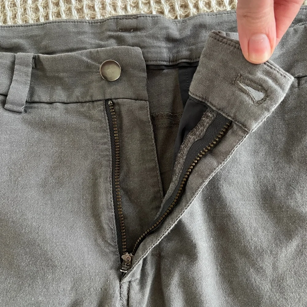 Lululemon Commission Shorts - Picture 6 of 8